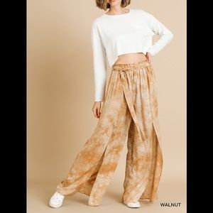 Umgee tie dye front slit wide leg pants NWT